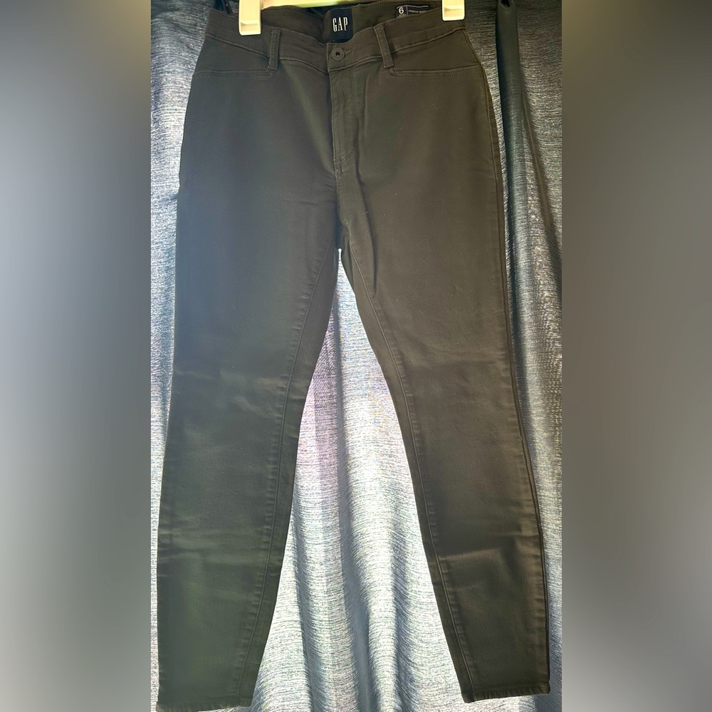 NWOT Gap black jeans size 6 stretch skinny type